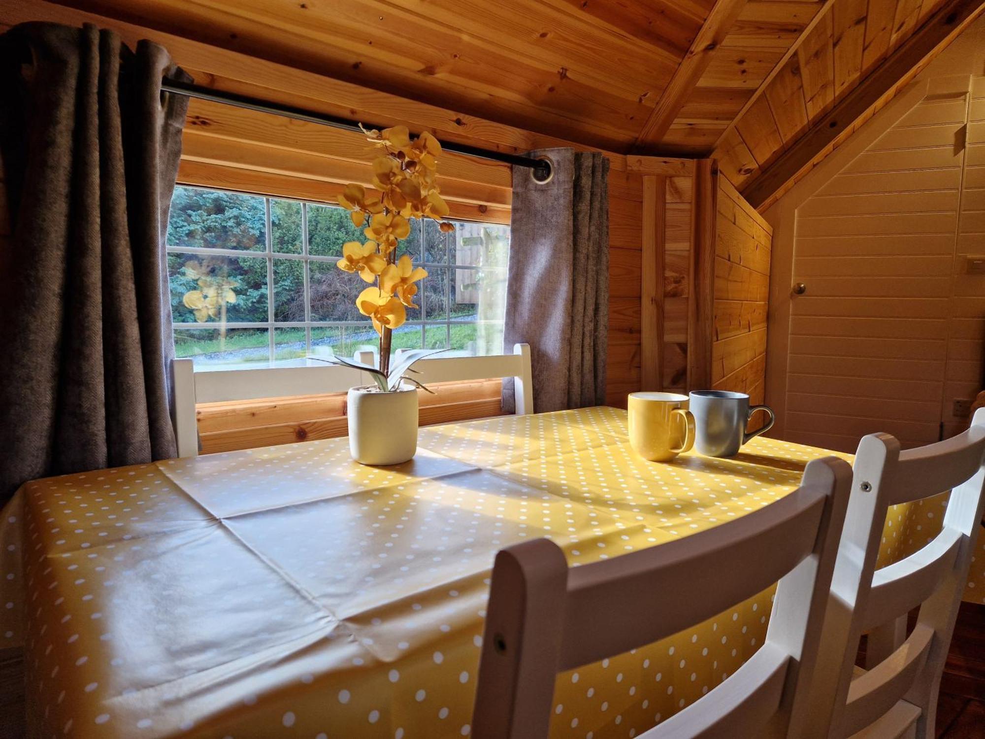 The Hive - Unique Log Cabin With Wood Burning Stove Ludchurch Exterior foto